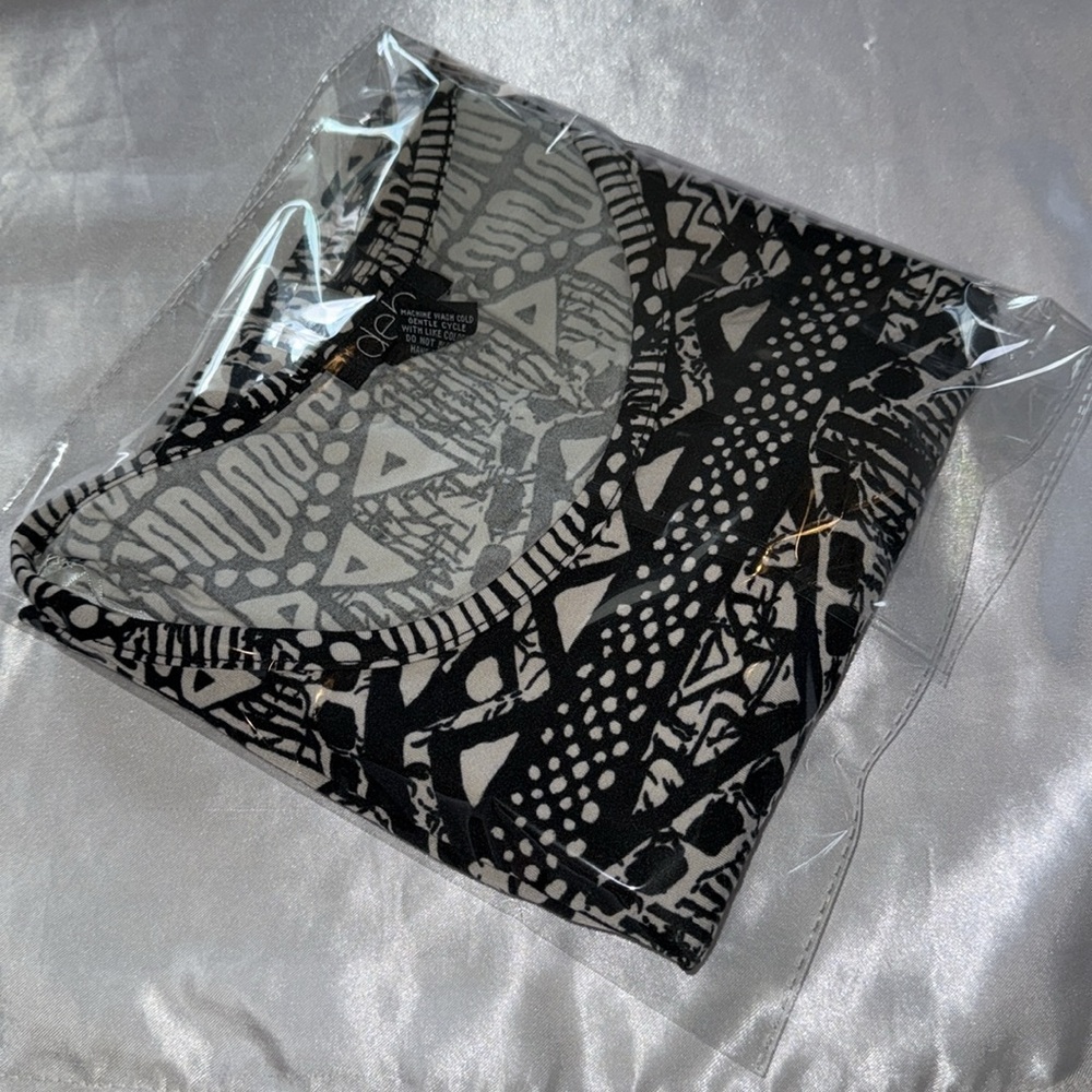 NWOT - Deadstock y2k (DEB) - Aztec Pencil Mini Dress -